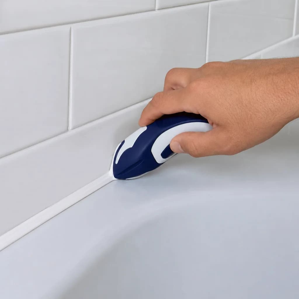 Smooth and finish with the finishing tool